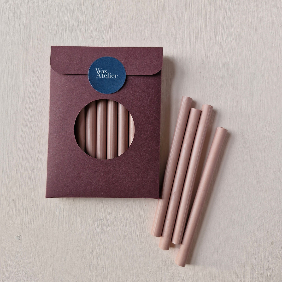 Dusty Rose Wax Sticks - Pack of 10 for handmade sealing. These 7mm sealing wax sticks are ideal for envelopes and fit any 7mm cool melt glue gun.